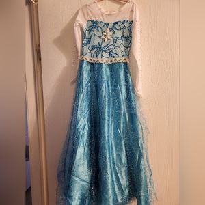 Elsa princess dress size 4-6